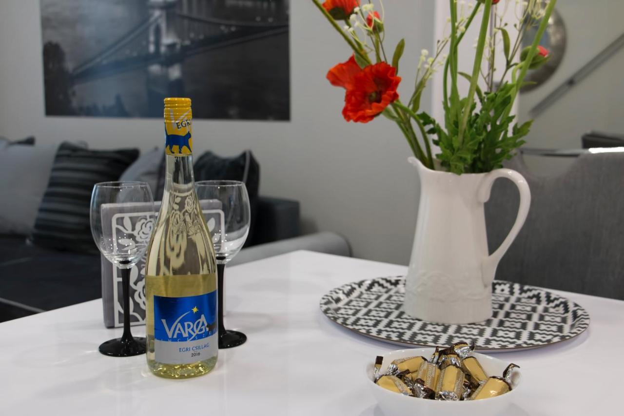 Sweet Dreams In The Heart Of The City Apartman Budapest Szoba fotó